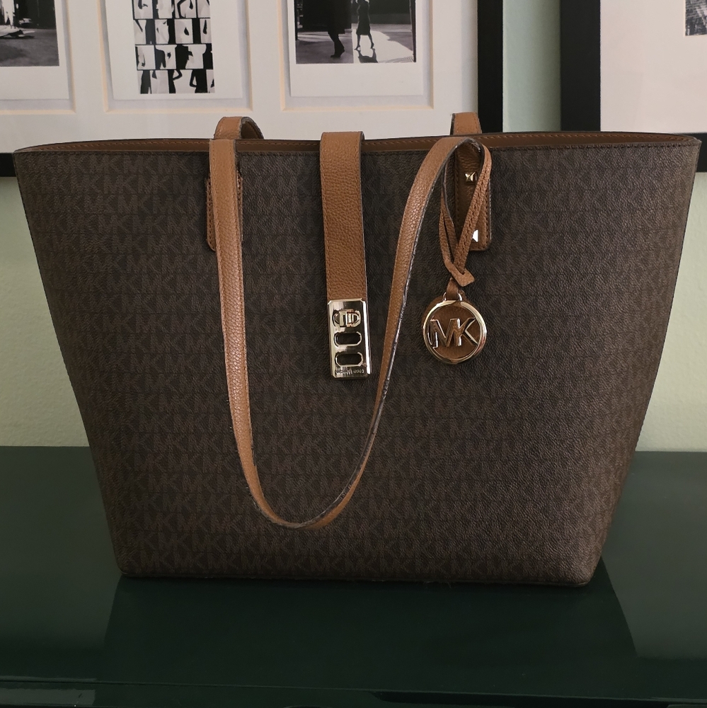Michael Kors Monogram Signature Brown and Acorn XL Tote